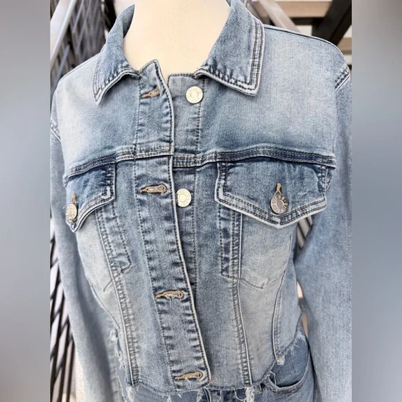New Guess Blue Denim Jacket and Jeans Set with rhinestones on the side size S - Picture 8 of 10